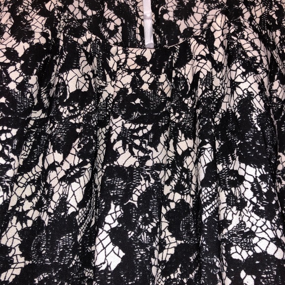 Lace look tank top - Picture 3 of 6